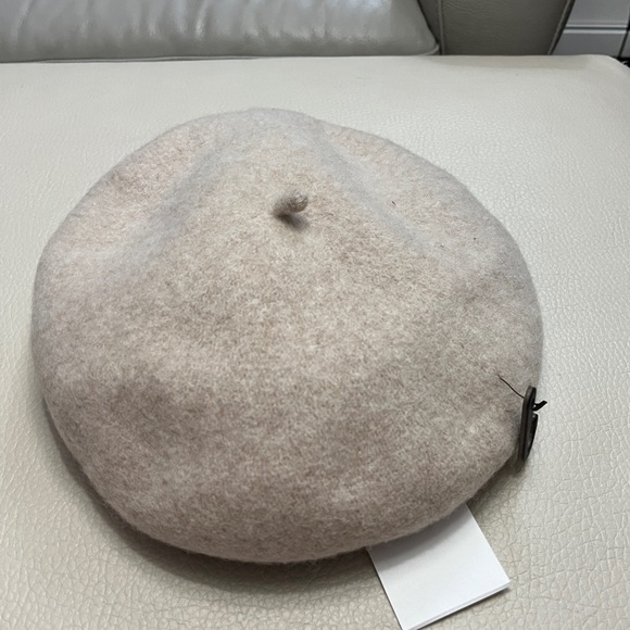 Zara Women’s 100% Wool Beret - Picture 5 of 9